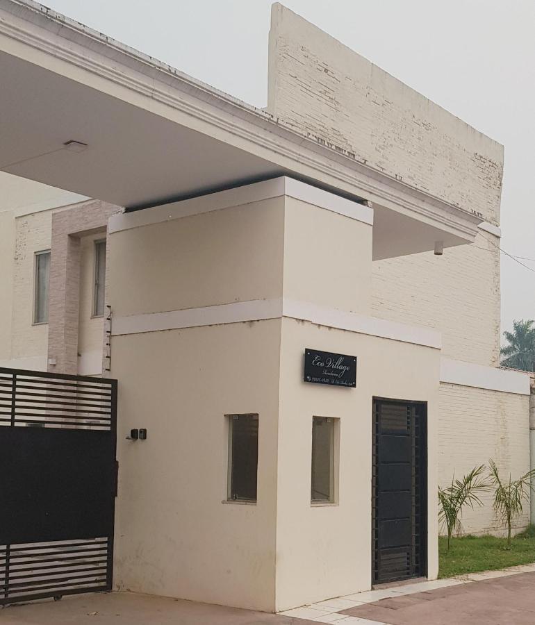 Sobrado 6 Amplo E Confortavel Em Condominio كورومبا المظهر الخارجي الصورة
