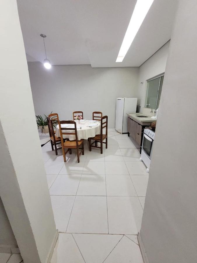 Sobrado 6 Amplo E Confortavel Em Condominio كورومبا المظهر الخارجي الصورة