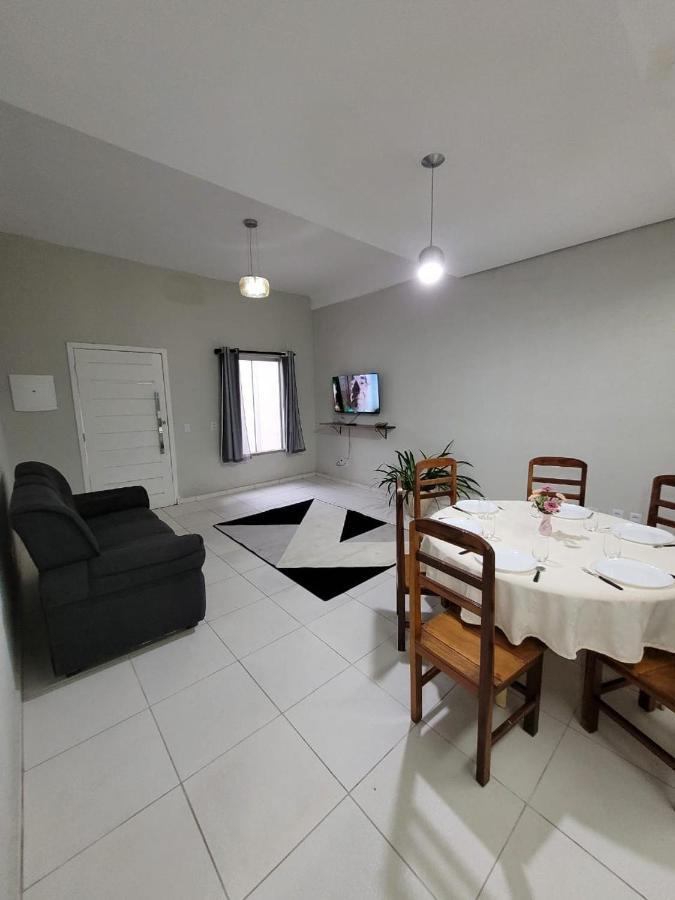Sobrado 6 Amplo E Confortavel Em Condominio كورومبا المظهر الخارجي الصورة